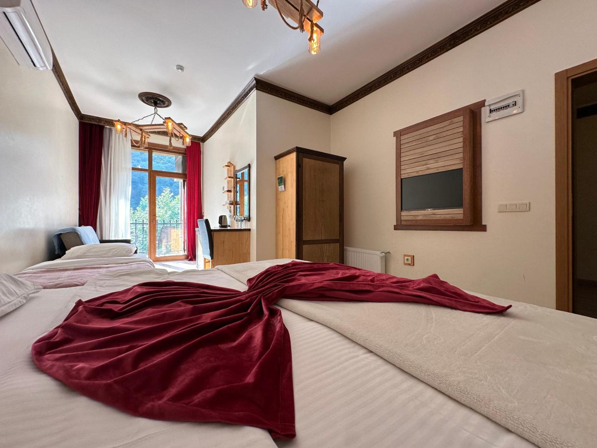 Mersu A'La Konak Otel Sapanca Exterior foto
